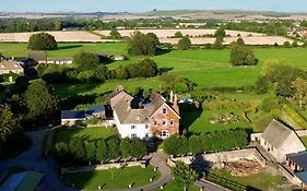 Overtown Manor Bed And Breakfast